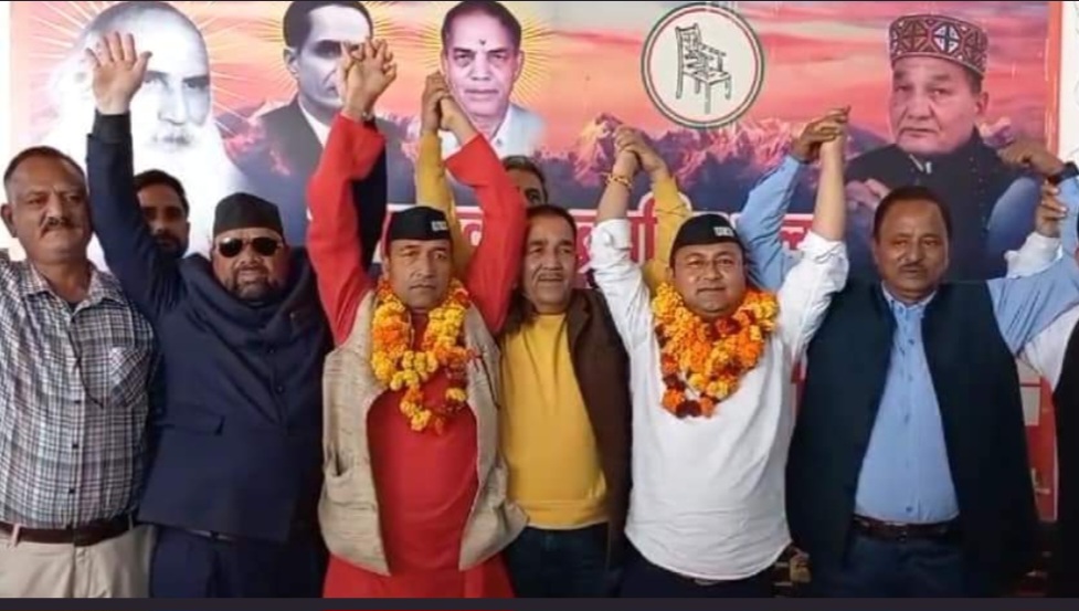 यूकेडी ने चार लोकसभा सीटों पर प्रत्याशी घोषित किए। टिहरी सीट पर चल रहा मंथन