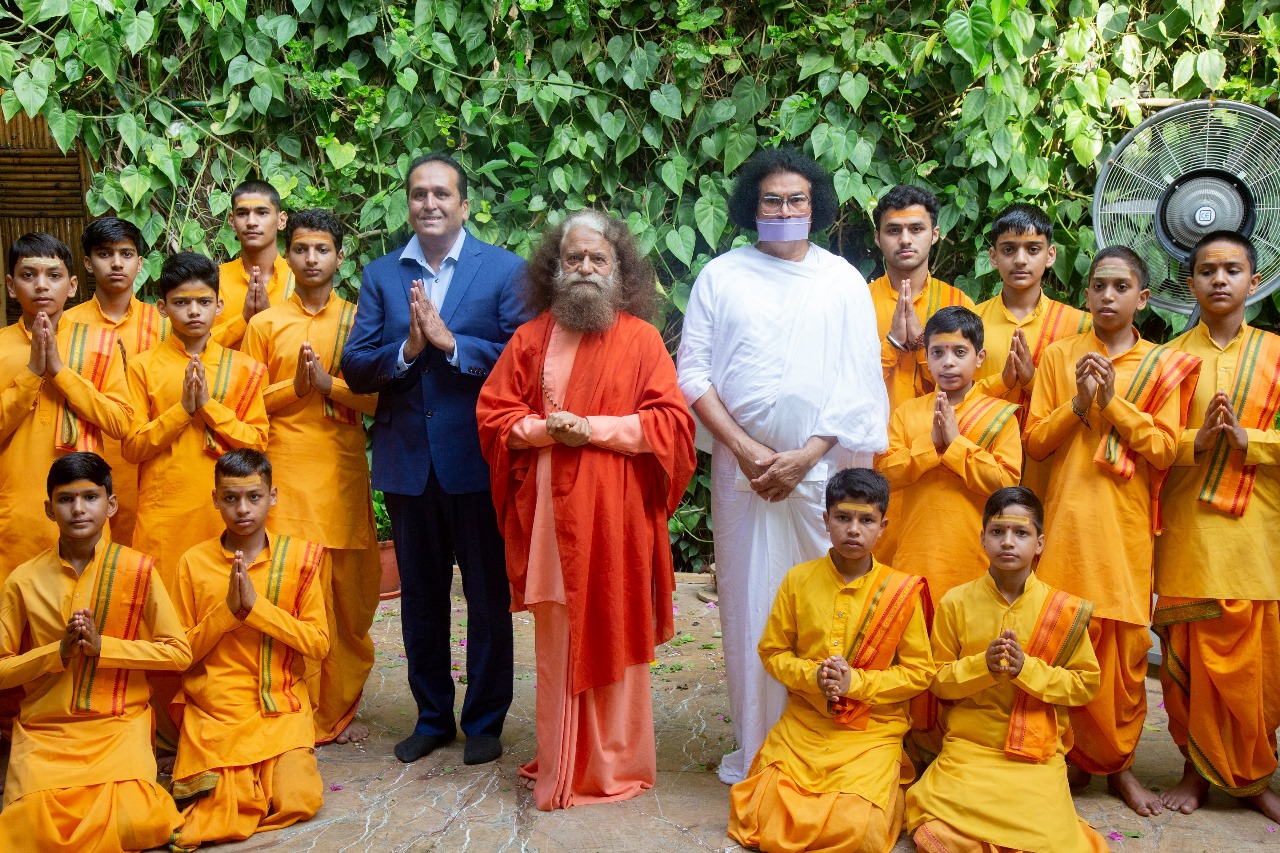 जम्बू कश्मीर के कठुआ में हुए आतंकी हमले में शहीद वीर जवानों की शहादत को नमन।