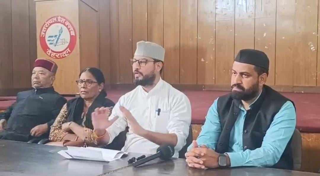 जनता को पकड़ाया सख्त भू-क़ानून का झुनझुना। प्रचार पर किए जा रहे करोड़ो रुपए खर्च