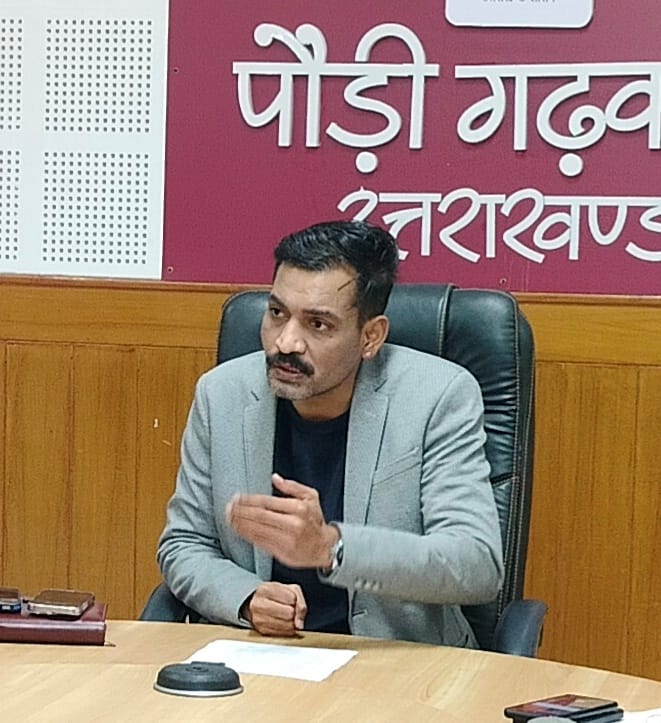 ग्रीष्मकाल में संभावित पेयजल, वनाग्नि, बिजली कटौती समस्या समाधान के लिए जिलाधिकारी ने किया टास्कफोर्स का गठन