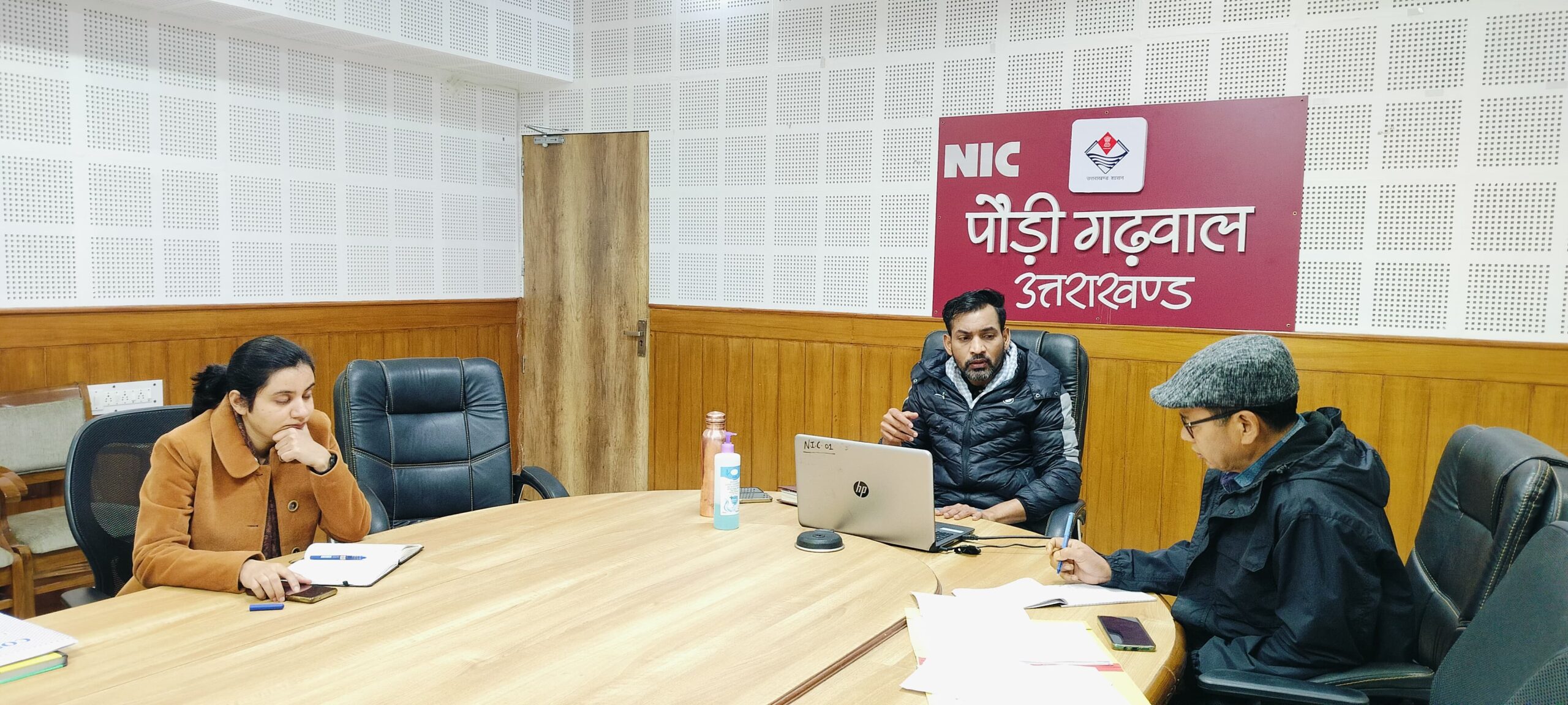 श्रीनगर एवं रिखणीखाल के आबादी वाले क्षेत्रों में गुलदार की चहलकदमी का जिलाधिकारी ने लिया स्वत: संज्ञान