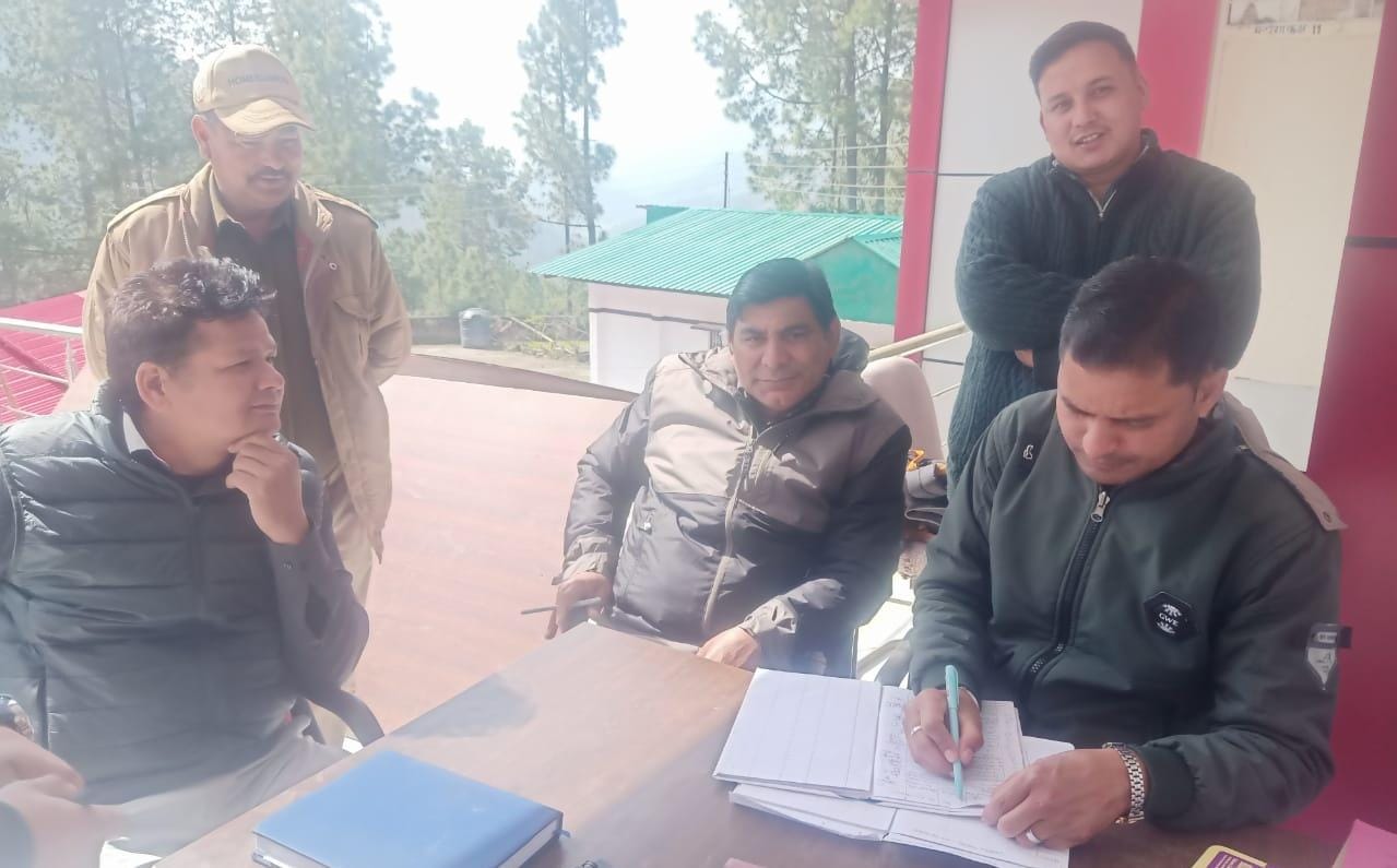 थलीसैंण तहसील दिवस में 08 शिकायतें दर्ज, 05 शिकायतों का मौके पर निस्तारण