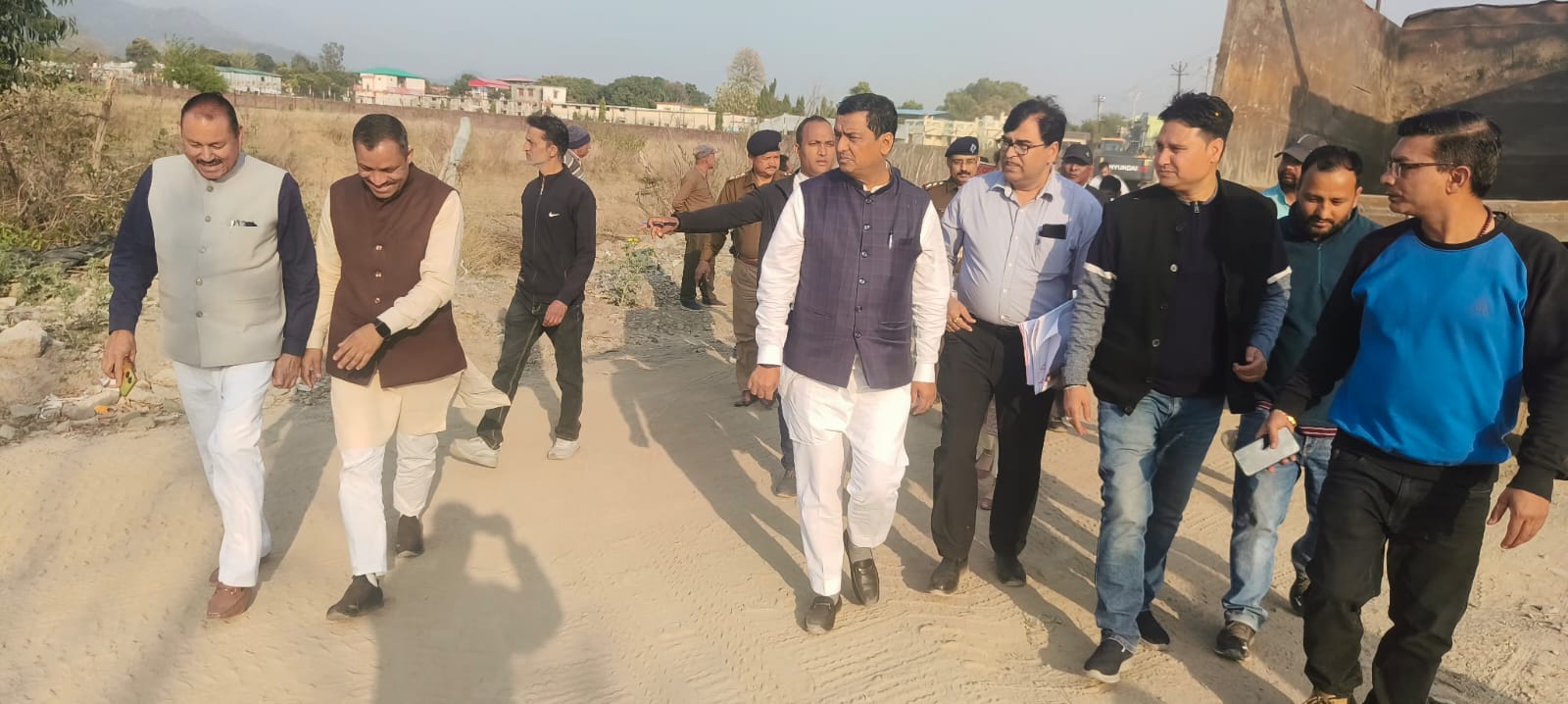 गढ़वाल सांसद अनिल बलूनी ने किया क्षतिग्रस्त मालनपुल निर्माण कार्यों का निरीक्षण। 15 अप्रैल तक कार्य पूर्ण करने के दिए निर्देश