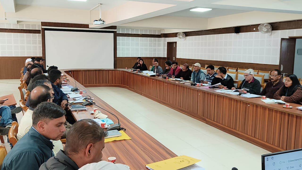 समान नागरिक संहिता पोर्टल पर शादीशुदा कार्मिकों के पंजीकरण की धीमी गति को लेकर जिलाधिकारी नाराज। किसी को चेतावनी तो किसी का मार्च माह का वेतन रोका