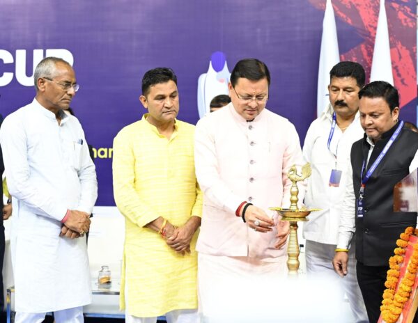 सीएम पुष्कर सिंह धामी ने किया एशियन फेंसिंग कप का उद्घाटन, बोले – खेल संस्कृति को मिले नया मुकाम*