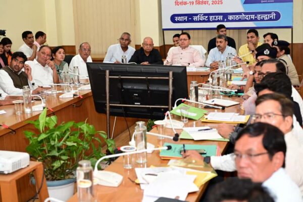 आपदा प्रभावित क्षेत्रों में तेज़ी से राहत और पुनर्निर्माण कार्य सुनिश्चित करें – CM धामी का सख्त निर्देश*