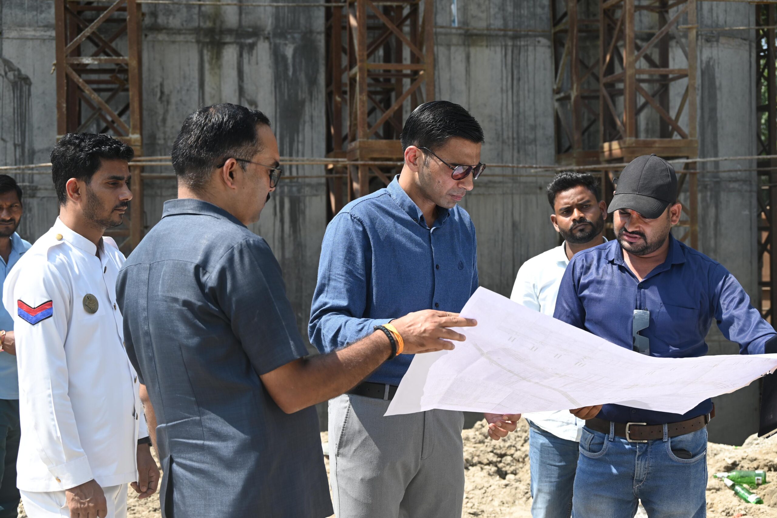 भंडारीबाग आरओबी परियोजना अब जल्द होने की जगी उम्मीद; मुख्यमंत्री के निर्देश पर डीएम पंहुचे मौके ए-निरीक्षण पर, नोडल अधिकारी किए नामित