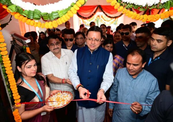 840 राजकीय विद्यालयों में हाइब्रिड मोड में संचालित वर्चुअल एवं स्मार्ट कक्षाओं के केन्द्रीयकृत स्टूडियो का मुख्यमंत्री ने किया शुभारंभ*