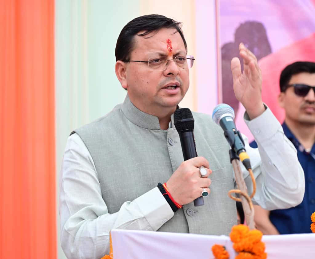 मुख्यमंत्री धामी का चम्पावत विधानसभा क्षेत्र में सड़क मार्ग से व्यापक दौरा — ग्रामीणों से किया सीधा संवाद*