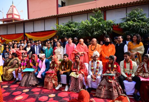 मुख्यमंत्री श्री पुष्कर सिंह धामी ने रुड़की स्थित जीवनदीप आश्रम में आयोजित पाँच दिवसीय धार्मिक एवं सामाजिक महोत्सव में की प्रतिभागिता*