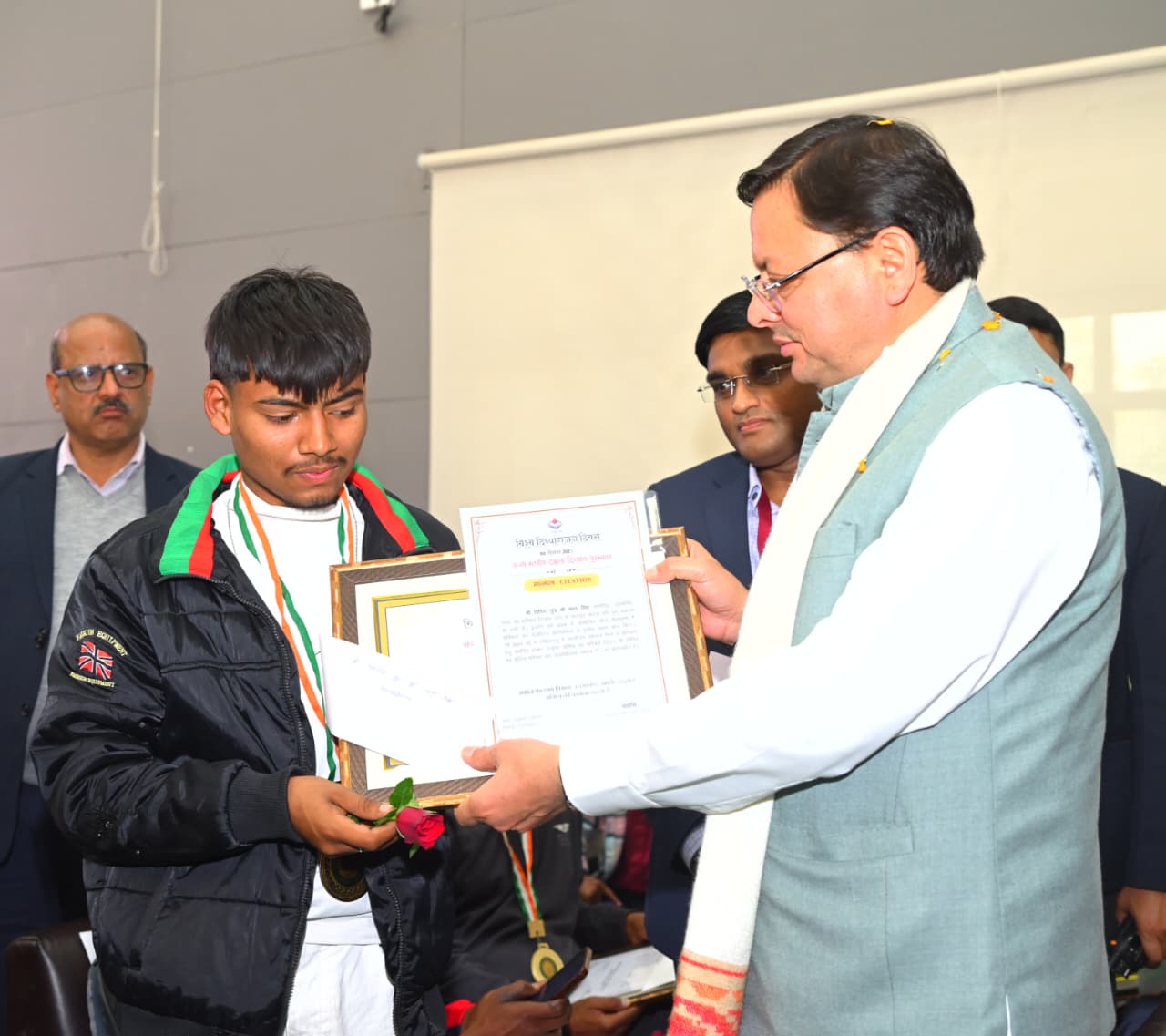 मुख्यमंत्री ने विश्व दिव्यांग दिवस पर हल्द्वानी में राज्य स्तरीय दक्षता पुरस्कार समारोह, दिव्यांगजनों को किया सम्मानित*