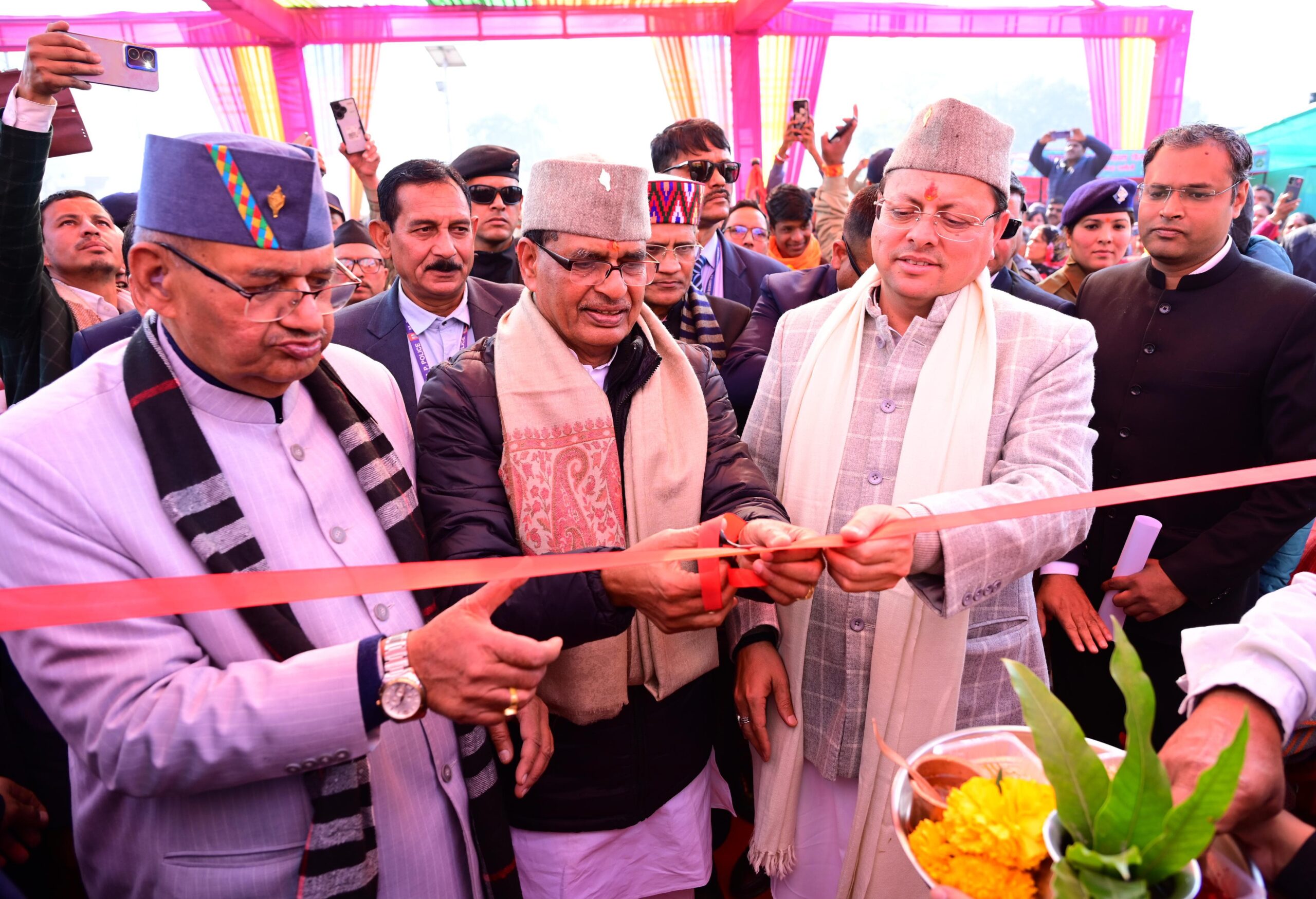 गौचर (चमोली) में किसानों के कल्याण तथा आर्थिक उत्थान को समर्पित राज्य स्तरीय किसान दिवस का आयोजन*