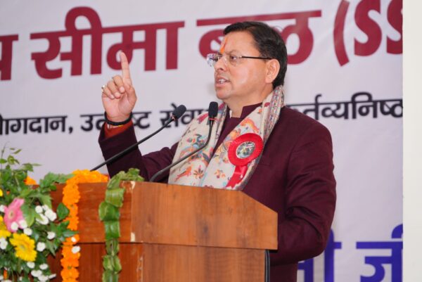 मुख्यमंत्री श्री पुष्कर सिंह धामी ने रविवार को मुख्यमंत्री कैम्प कार्यालय स्थित मुख्य सेवक सदन में अर्पित फाउंडेशन द्वारा आयोजित प्राइड मूवमेंट सम्मान समारोह में मुख्य अतिथि के रूप में प्रतिभाग किया