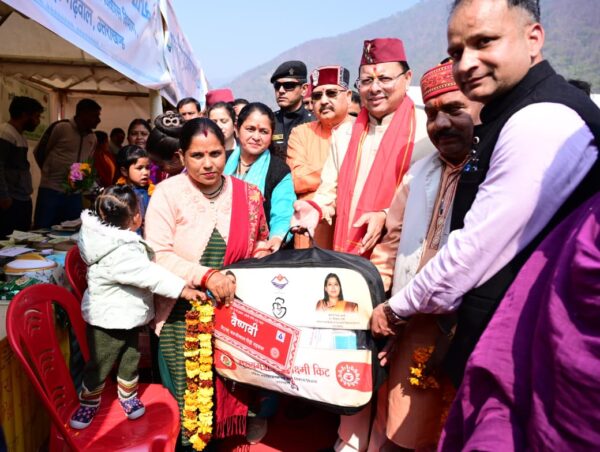 मुख्यमंत्री श्री पुष्कर सिंह धामी ने किया नयार वैली फेस्टिवल का उद्घाटन*