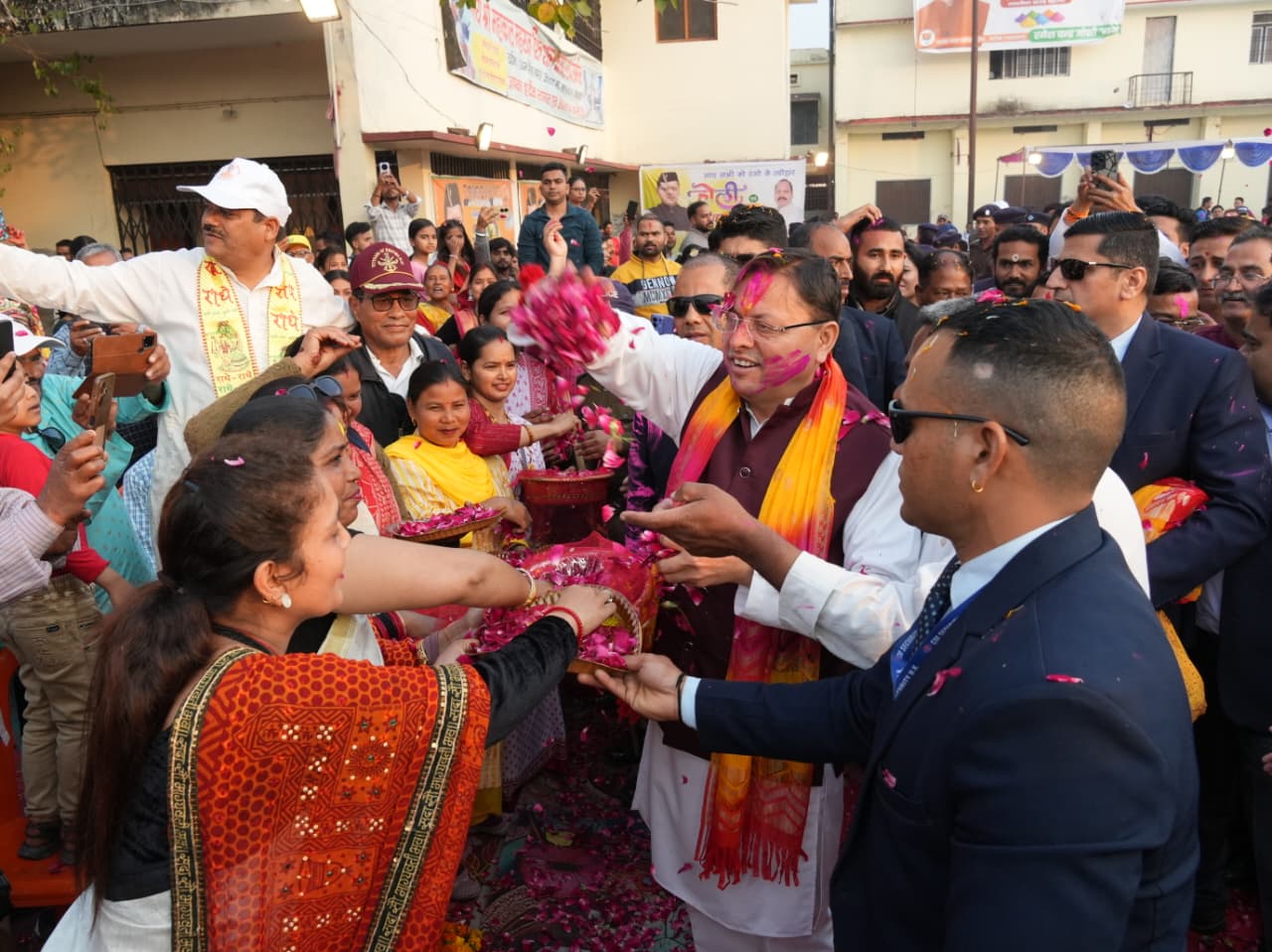 होली हमारी समृद्ध लोक परंपरा और सांस्कृतिक पहचान का प्रतीक – मुख्यमंत्री*