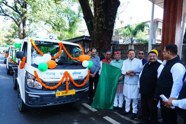 मुख्यमंत्री ने 63 सफाई निरीक्षकों को प्रदान किए नियुक्ति पत्र*  *शहरी विकास निदेशालय के नवीन भवन का किया वर्चुअल शिलान्यास*