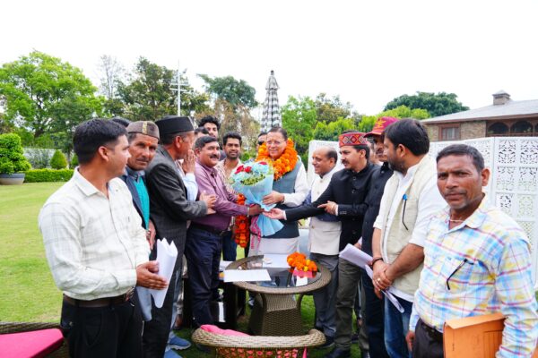 *दिवारीखौल जोखणी मोटर मार्ग की वित्तीय स्वीकृति के लिये क्षेत्रीय जनप्रतिनिधियों ने मुख्यमंत्री का जताया आभार*