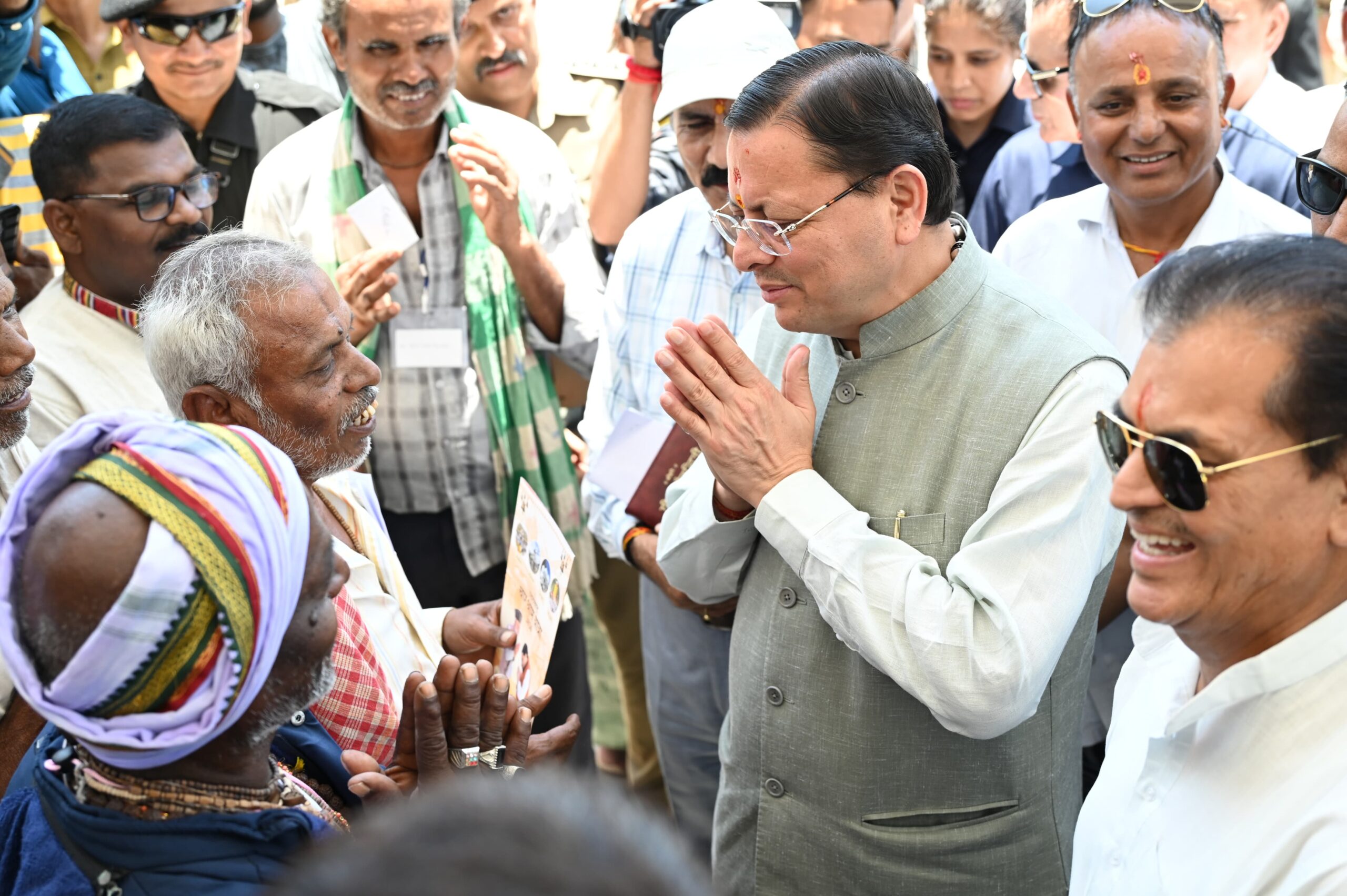 मुख्यमंत्री ने ऋषिकेश स्थित ट्रांजिट कैंप का किया औचक निरीक्षण*