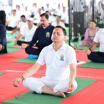 मुख्यमंत्री ने बनबसा में किया सामूहिक योगाभ्यास, योग को दैनिक जीवन का हिस्सा बनाने का किया आह्वान*