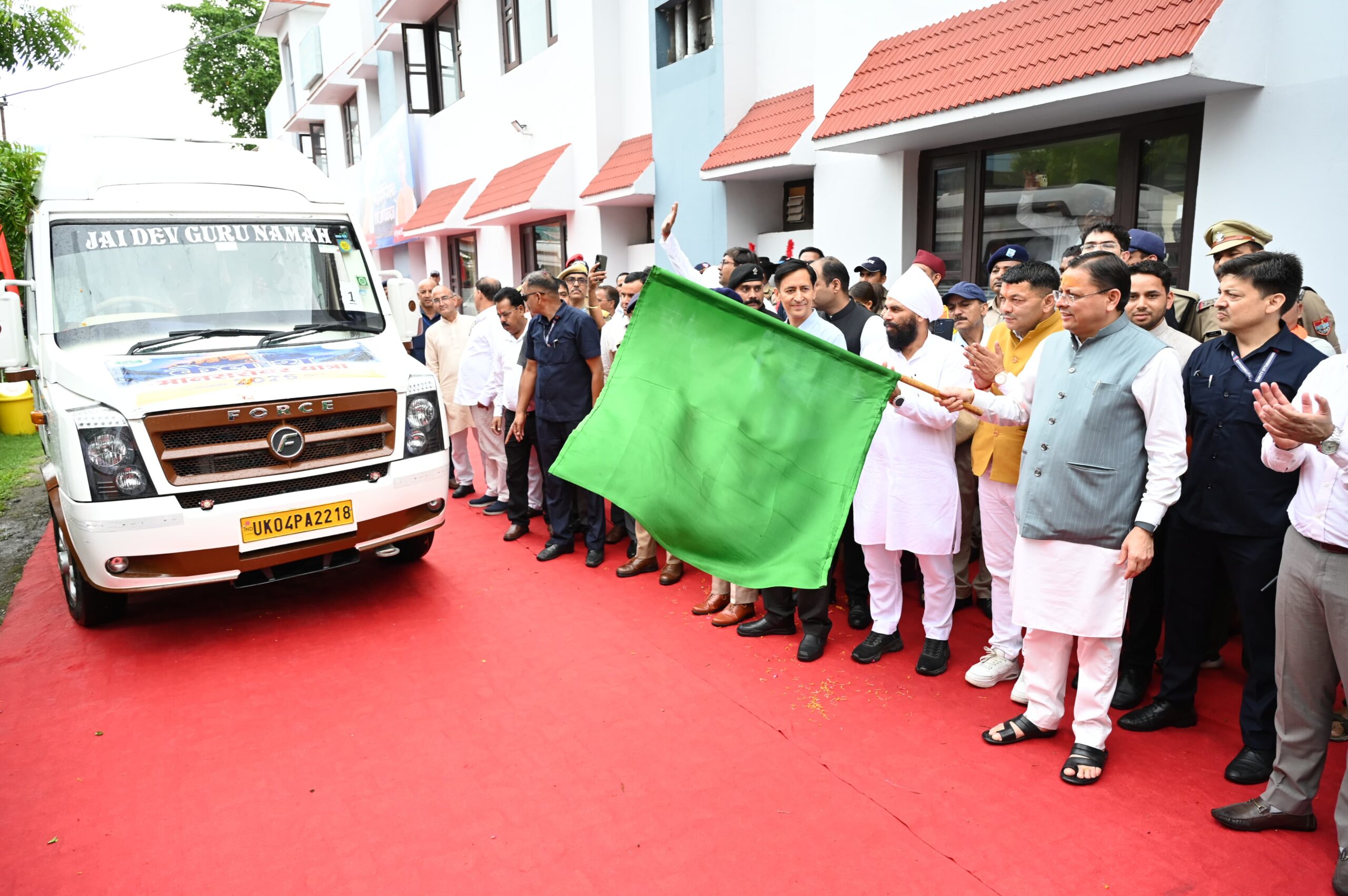 टनकपुर से कैलाश मानसरोवर यात्रा के प्रथम दल को मुख्यमंत्री श्री पुष्कर सिंह धामी ने हरी झंडी दिखाकर किया रवाना*