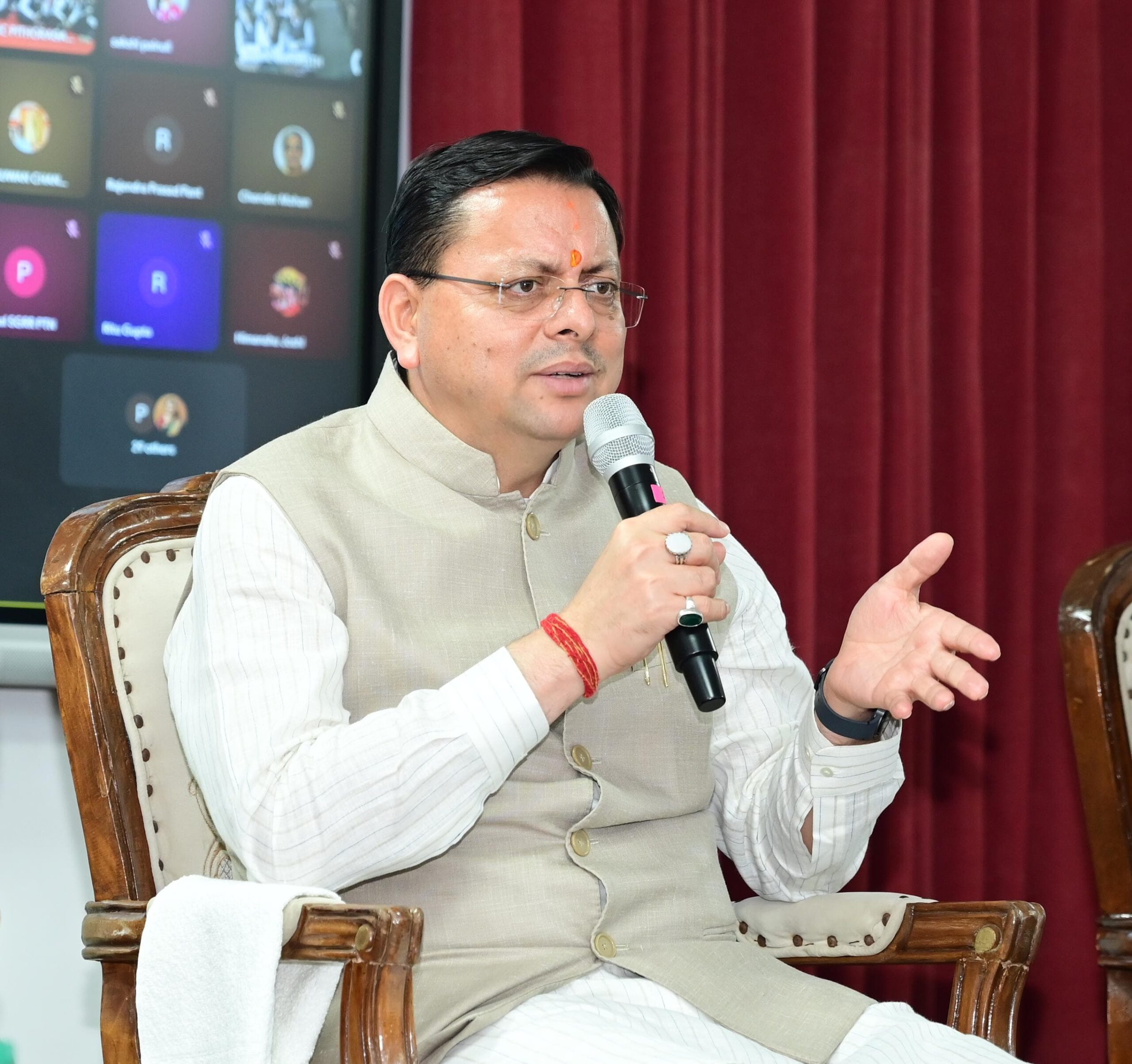 सीएम धामी बोले – देहरादून साइंस सिटी बनेगी विज्ञान और नवाचार का राष्ट्रीय केंद्र*  *मुख्यमंत्री धामी ने किया देहरादून साइंस सिटी निर्माण कार्यों का निरीक्षण*