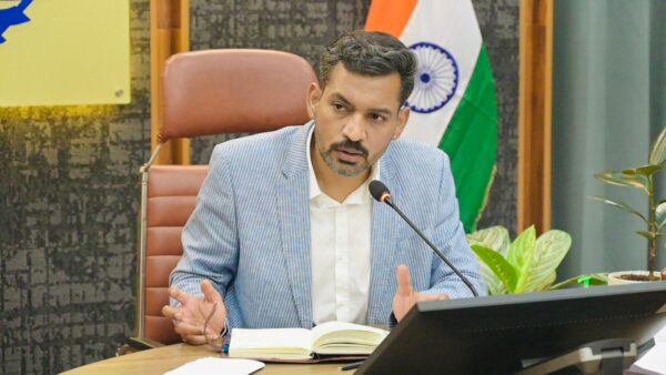 छात्र-छात्राओं की सुरक्षा को दृष्टिगत रखते हुए जिलाधिकारी, देहरादून, डॉ आशीष चौहान ने दिए छुट्टी के आदेश, जानिए ये खबर