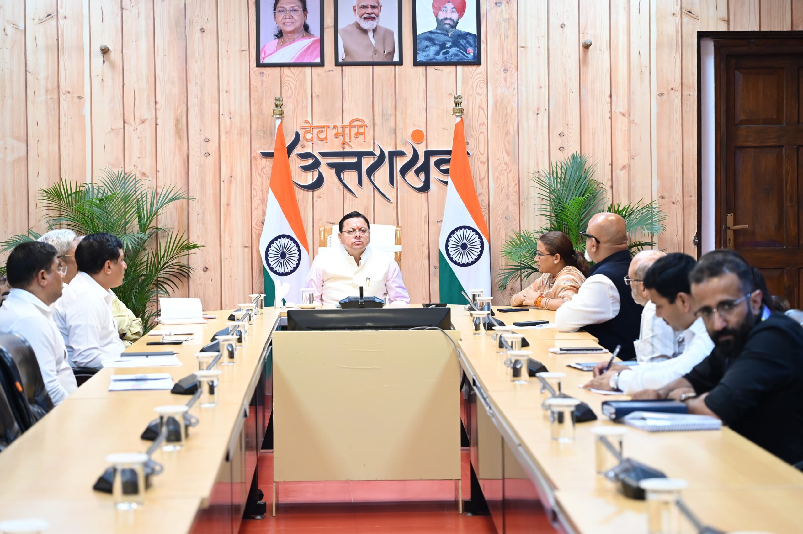 मुख्यमंत्री धामी ने उत्तराखंड क्रीड़ा विश्वविद्यालय(Sports University )गौलापार के निर्माण कार्यों की समीक्षा की*   *गुणवत्ता से कोई समझौता नहीं, सभी कार्य तय समय में पूर्ण हों: मुख्यमंत्री*