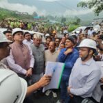 बेहद खराब मौसम के बीच भी पीपलकोटी पहुंचे मुख्यमंत्री धामी*
