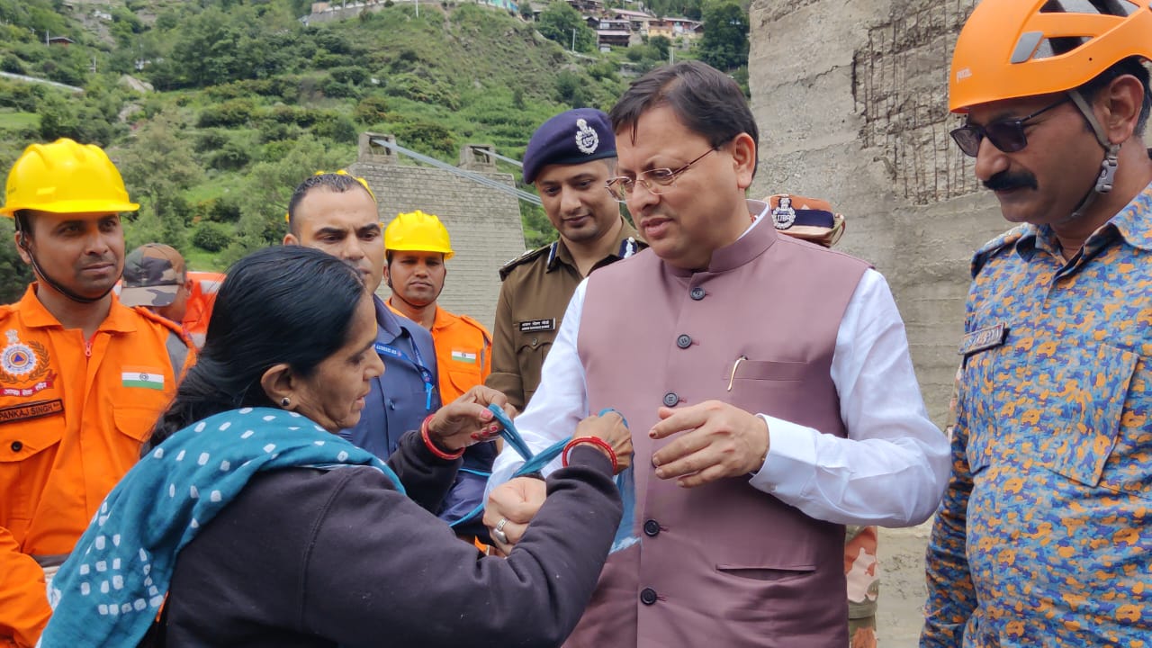 अहमदाबाद की धनगौरी बरोलिया ने सीएम धामी को भावुक पत्र के साथ भेजी राखी*
