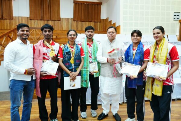मुख्यमंत्री ने मुख्य सेवक सदन में प्रदेश के विभिन्न क्षेत्रों से आए लोगों की समस्याएं सुनीं*जनसमस्याओं का त्वरित एवं समयबद्ध समाधान सुनिश्चित करें – मुख्यमंत्री*